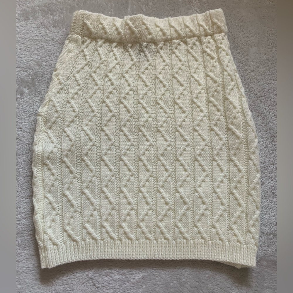 Two piece set white